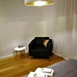 بيت ضيافة Industrial (adults Only) 3*