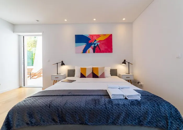 Industrial (adults Only) Pensión