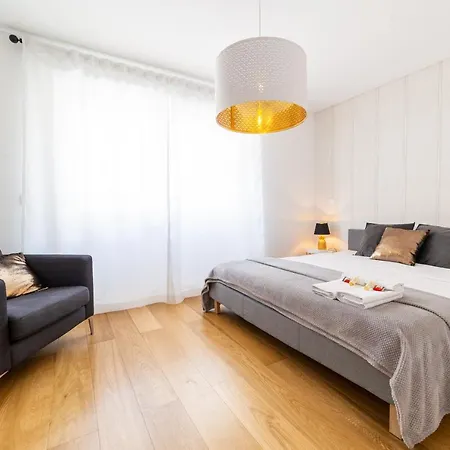 Industrial (adults Only) Pensión Lisboa